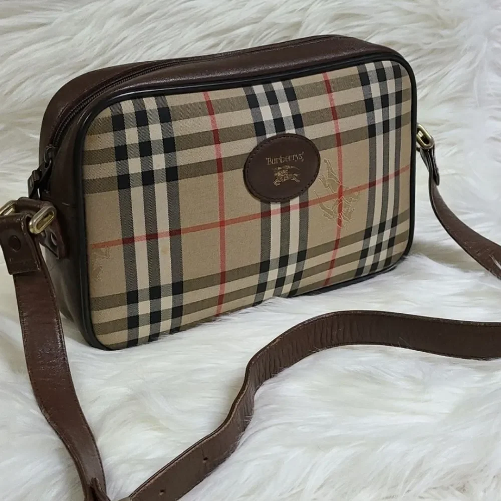 💯Authentic Burberry Shoulder Bag 🍀 - Picture 5 of 15